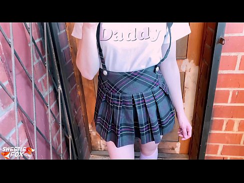 ❤️ Schoolgirl nyedot kontol nya deeply jeung fucks tinimbang kelas. video sex di urang ❌❤