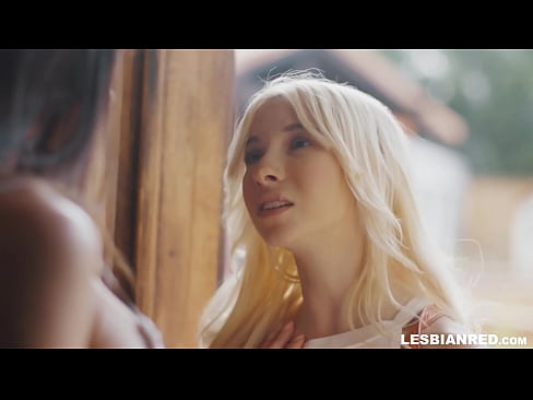 ❤️ Gadis datang ka imah sababaraha bulan engké na ends up dahar pussy stepmom nya video sex di urang ❌❤